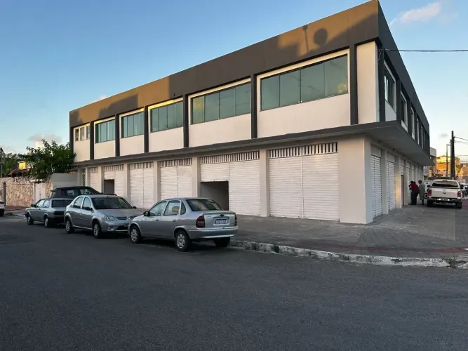GALERIA COMERCIAL COMPLETA VENDE ALUGA TROCA
