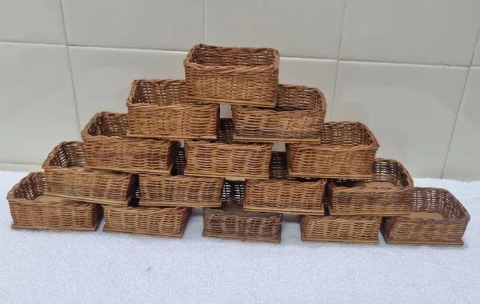 Lote 15 Mini Cestas Vime Cipó Para Sachê Restaurante E Organização Rústica 8x7x3 cm