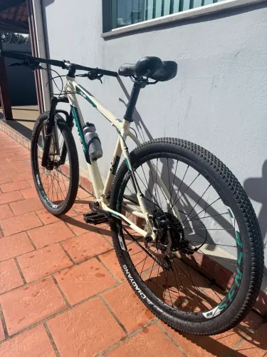 Vendo bicicleta sense one