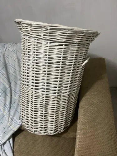 Cesto de roupa para quarto ou banheiro