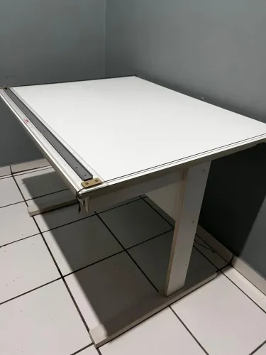     Mesa prancheta para arquitetura/design ou escrivaninha 