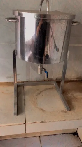 Liteira pra máquina de açaí 
