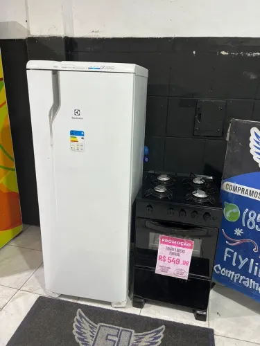 GELADEIRA ELETROLUX FROST FREE FOGÃO 4 BOCAS MANUAL TANPO DE VIDRO