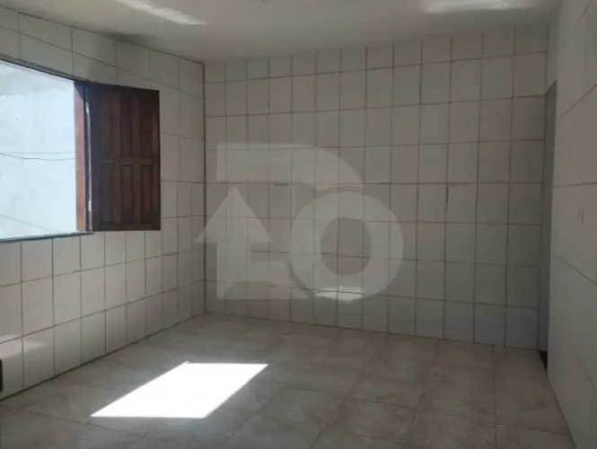 Casa à Venda no Jatobá com 3 Quartos, 2 Suítes e Quintal Amplo