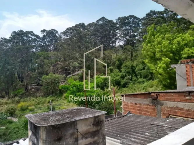 Casa à venda no Parque Panamericano com 191m² 3 dormitórios 1 suíte 3 banheiros 2 vagas