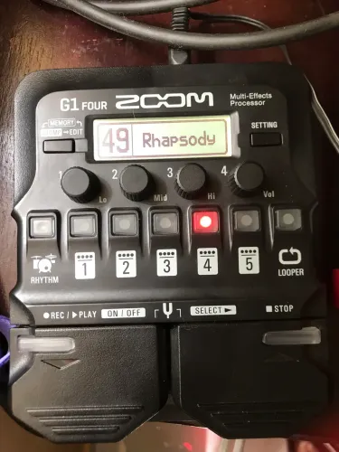 Pedal de efeitos para guitarra G1 four zoom SEM USO