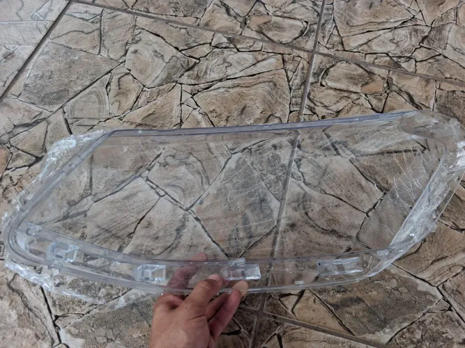 Lente farol do Gol, Saveiro Voyage 2015 lado direito