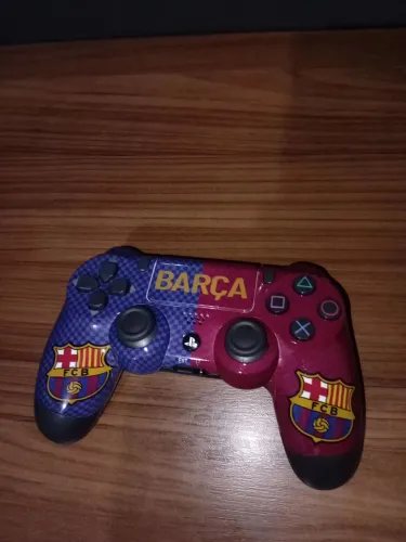 controle personalizado do PlayStation 4 em excelente estado de conservação semi novo