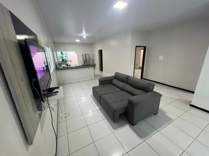 CASA MOBILIADA PARA LOCAÇÃO BAIRRO AMAZÔNIA