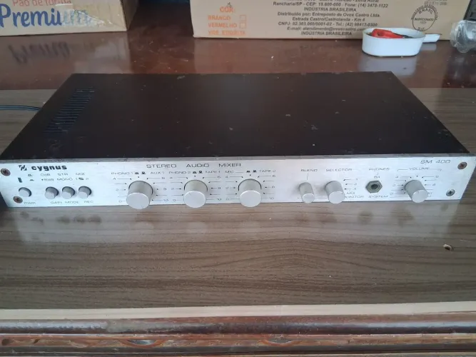 Mixer cygnus SM 400 não está funcionando, para consertar ou retirada de peças.