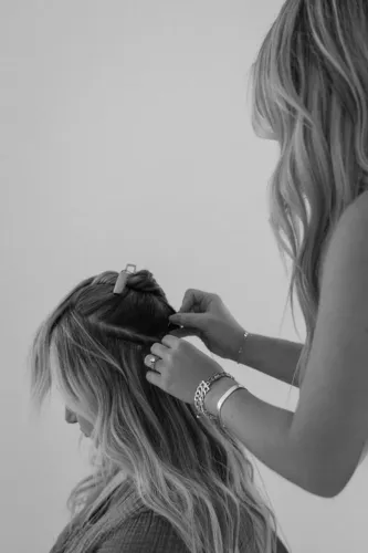 Aplicação de Mega hair Ponto Americano 