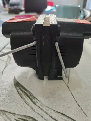 Transformador 110V para 200V