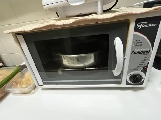 Forno elétrico branco
