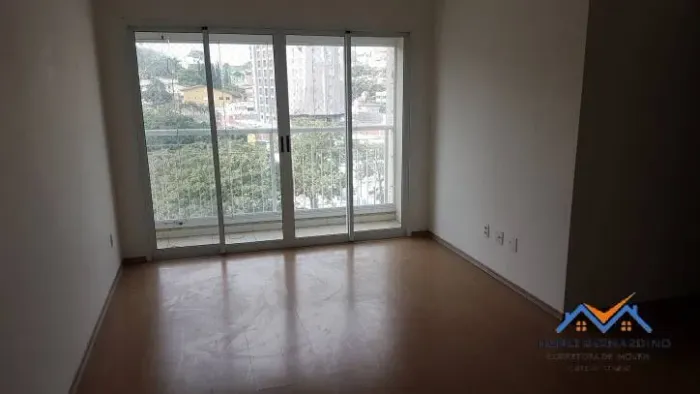 EXCELENTE APARTAMENTO NO CENTRO DE ARUJÁ!