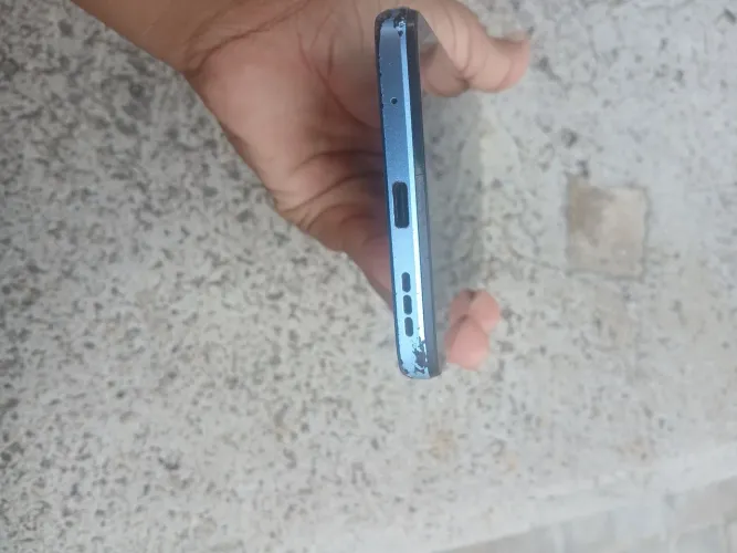 Célula com pouco tempo de uso *34