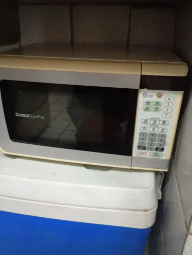 Vende-se microondas