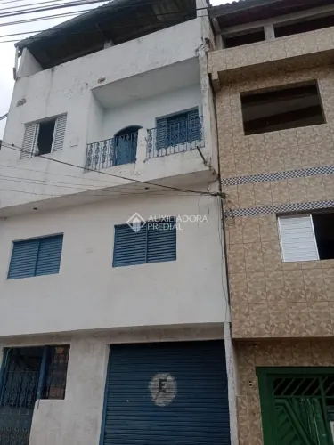 Sobrado à venda no Jardim Oratório em Mauá