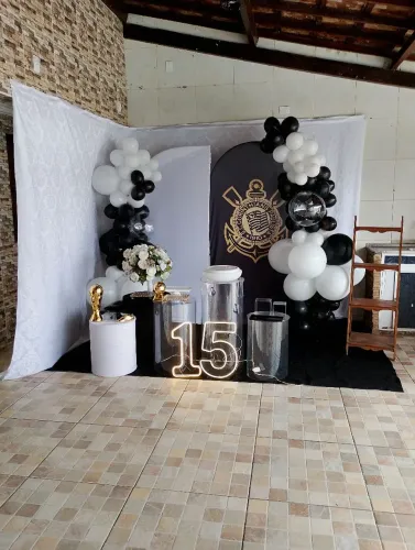 Vendo tudo o acervo de festa