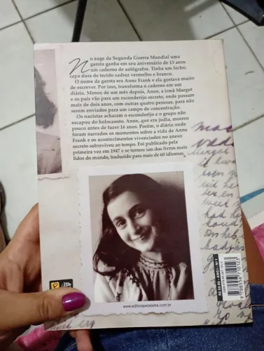 Livro "Diário de Anne Frank"