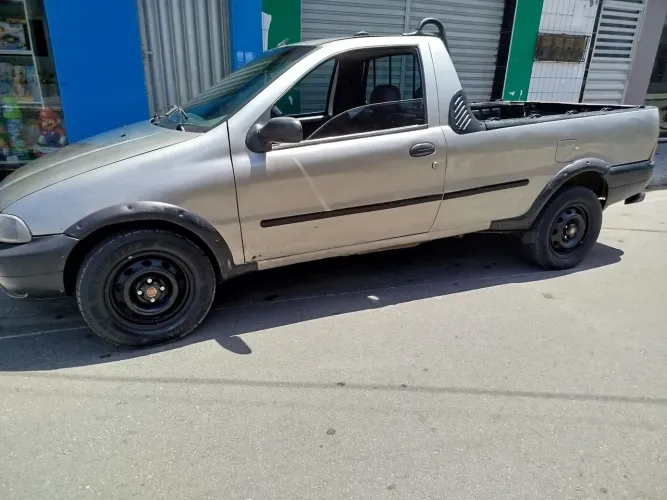 Fiat Strada Working 1.5 MPI 8V CE 2001