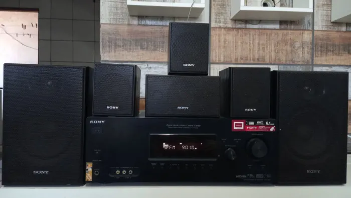 GRANDE OPORTUNIDADE !!!! RECEIVER SONY COM TODAS AS CAIXAS, ORIGINAL,.