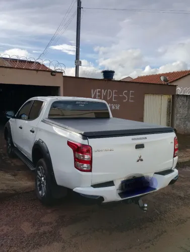 Mitsubishi L200 Triton Sport GLS 2.4 CD Diesel Aut. 2021