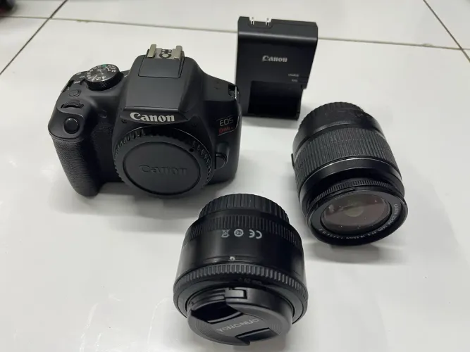 Câmera Canon T7