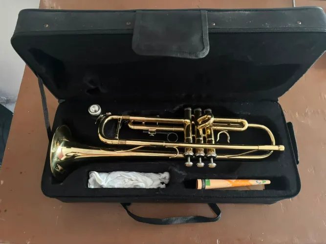 Trompete + capa