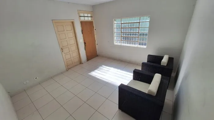 DUAS CASAS, PREÇO DE UMA C/TERRENO DE 325,00M2, A.CONST. DE 173,00 M2, LADO AV DO CURSINO-