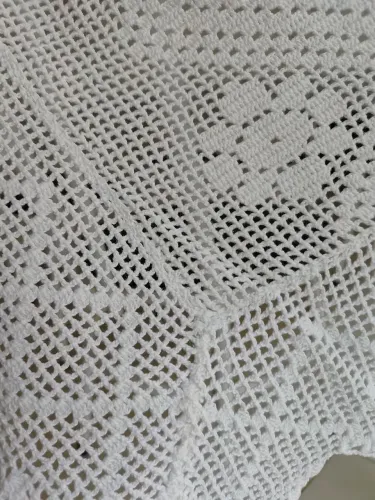 Colcha de casal ou toalha de mesa grande