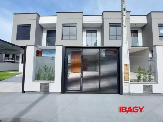 Excelente Casa 3 dormitório(s) em Pagani - Palhoça