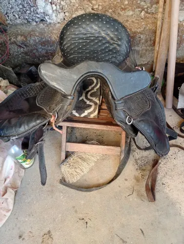 Sela boa para cavalgada