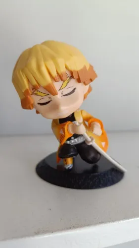 Miniatura Zenitsu (Demon Slayer)