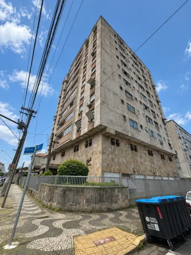 Imóvel para aluguel possui 80 metros quadrados com 2 quartos em Ponta da Praia - Santos -