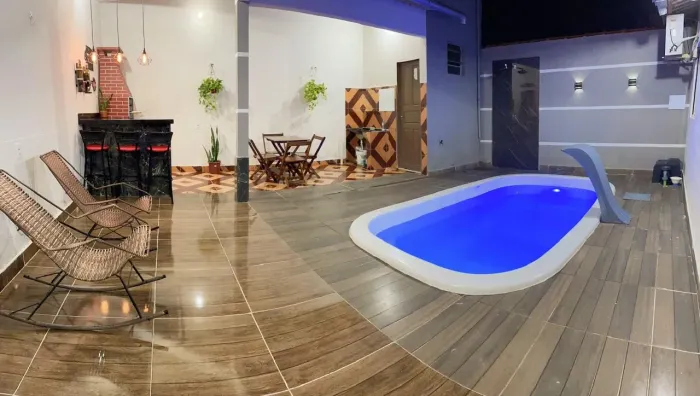 Casa com Piscina 