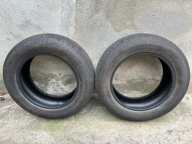Par de pneus 185/65/15 ?