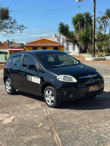 Fiat Palio Attractive 1.0 EVO Fire Flex 8V 5P 2013