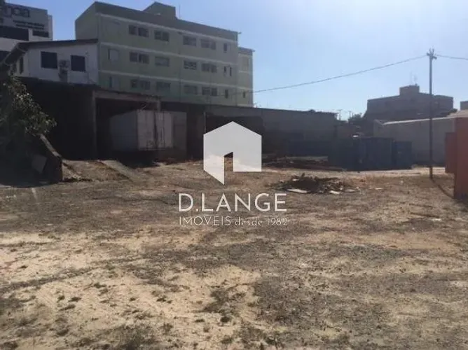Terreno à venda no bairro Jardim do Lago em Campinas