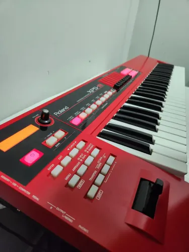 Sintetizador Expansível Roland XPS-10 Vermelho