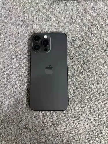 iPhone 15 Pro Max (512GB)- Preto