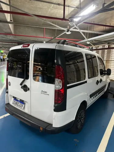 Fiat Doblo Attractive 1.4 Fire Flex 8V 5P 2012