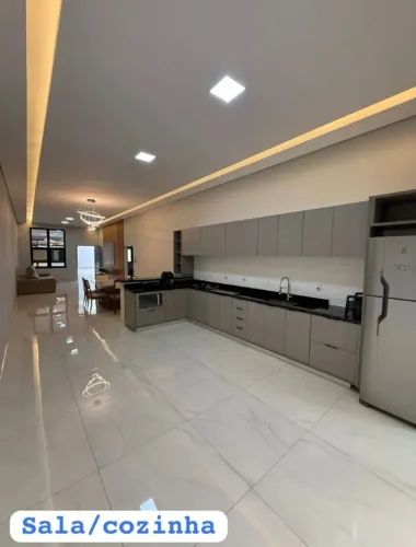Vende se casa no Castelo BH - Parcelado com entrada 