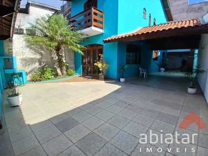 Sobrado para locação no Jardim Clementino - Taboão da Serra/SP - 200m² - 3 dormitórios
