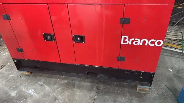 Gerador 33kva Branco