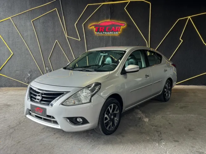 Nissan Versa Unique 1.6 16V Flex 4P Mec. 2016