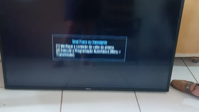 TV Samsung 45' COM DEFEITO