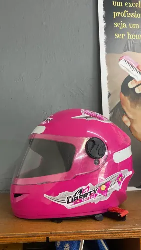 Capacete de moto infantil rosa