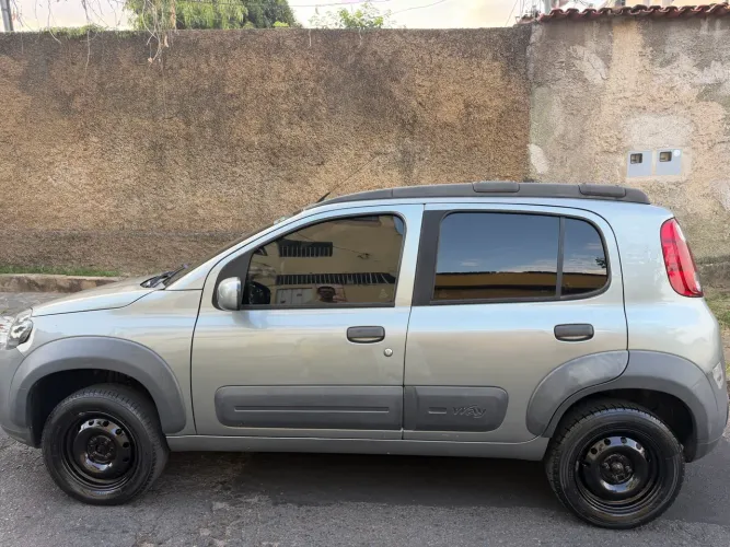 Fiat Uno WAY Celeb. 1.0 EVO Fire Flex 8V 5P 2011