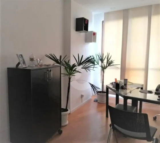 Sala no Centro de Niterói à venda, 34 m² por R$ 170.000 - Centro - Niterói/RJ