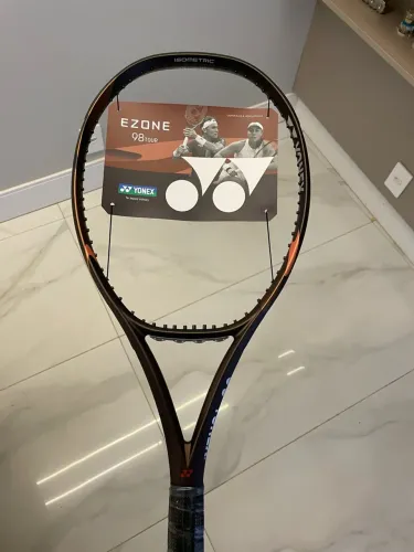 Raquete Yonex Ezone 98 Tour Brown 2026 Lacrada